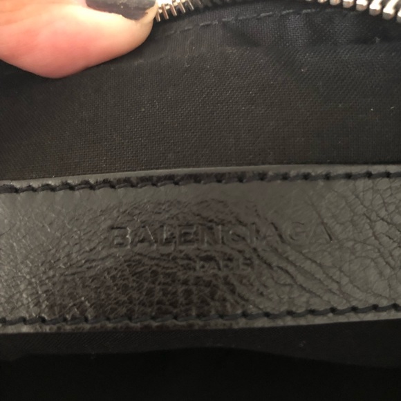 Balenciaga Black Crinkled Leather Briefcase Bag - Picture 7 of 10